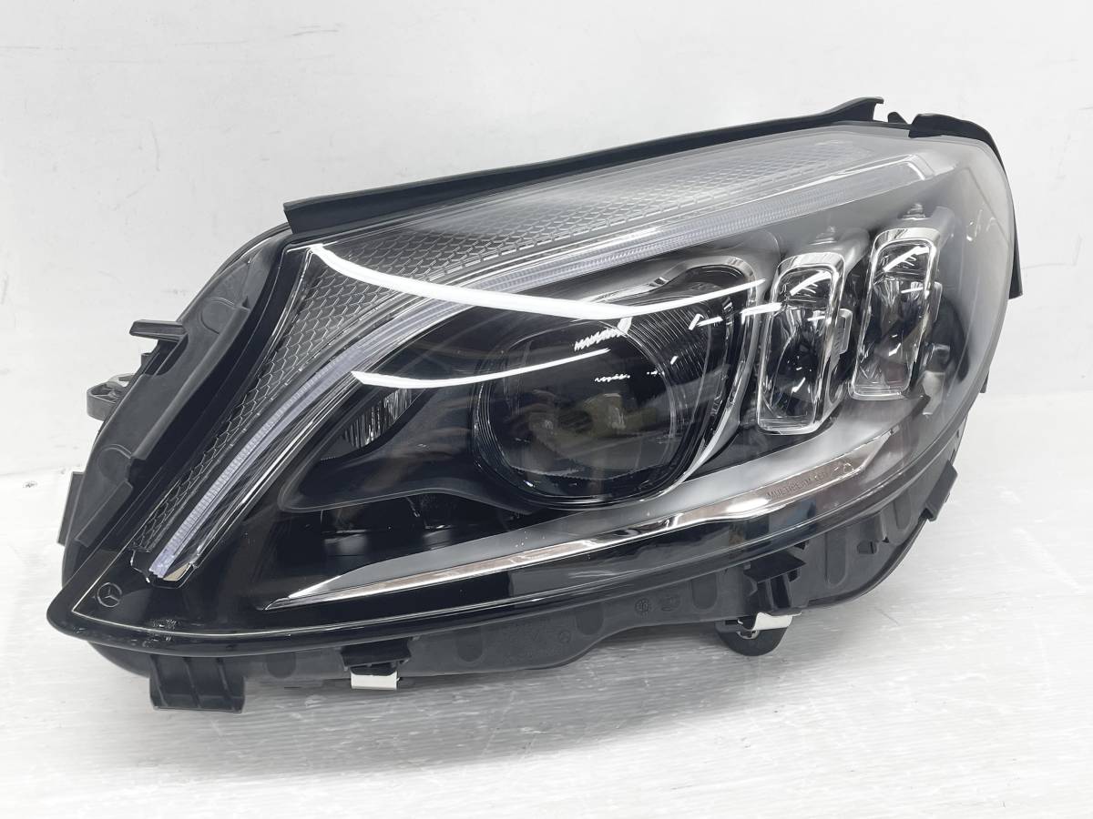 ☆美品 送料込☆即決 ベンツ Cクラス W205 後期 純正 左 LED 3眼