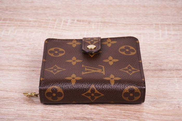 極美品】ルイヴィトン Louis Vuitton モノグラム コンパクトジップ