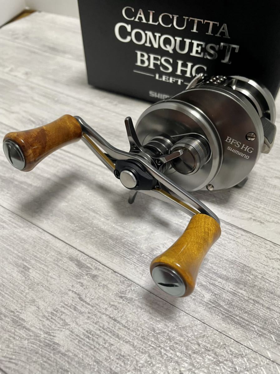 極美品 シマノ カルカッタコンクエスト BFS HG LEFT 左 使用回数 極美品 シマノ カルカッタコンクエスト BFS HG LEFT 左 使用回数