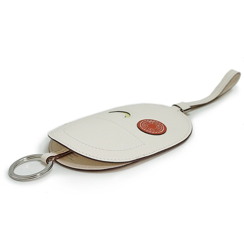 新品・未使用品)エルメス HERMES イン ザ ループ フォーン 新品・未使用品)エルメス HERMES イン ザ ループ フォーン