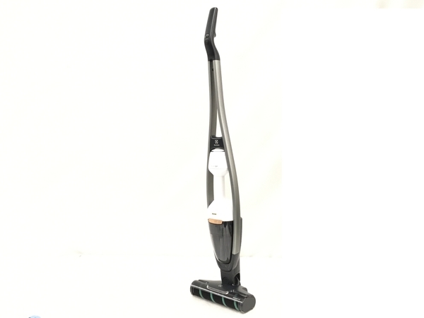 Electrolux エレクトロラックス PQ92-3BWF コードレス 掃除機 T6785713
