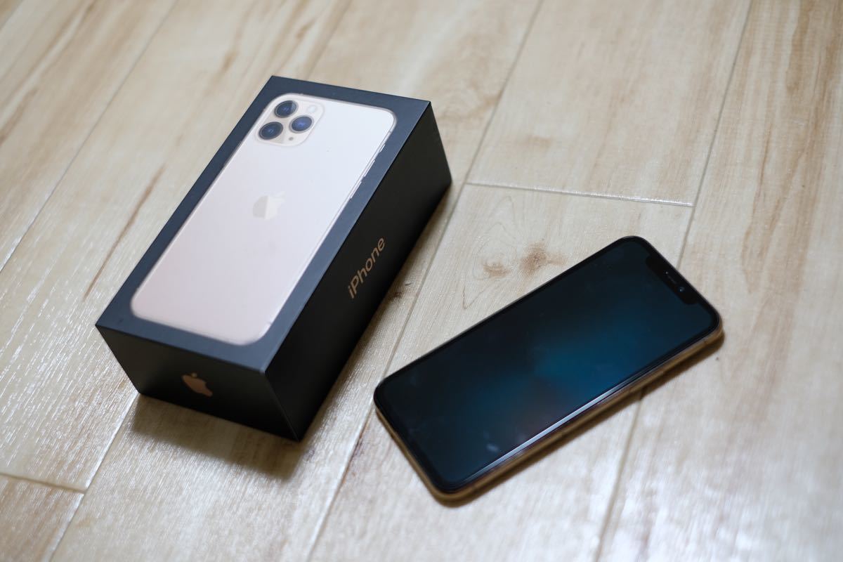 iPhone Iphone 11 pro ゴールド 64gb SIMフリー iPhone Iphone 11 pro ゴールド 64gb SIMフリー