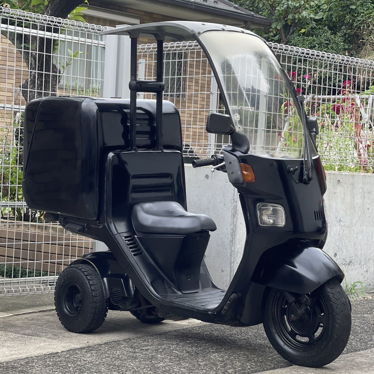 横浜〜 実働 ホンダ ジャイロキャノピー 2スト ワイド リアBOX付 (検