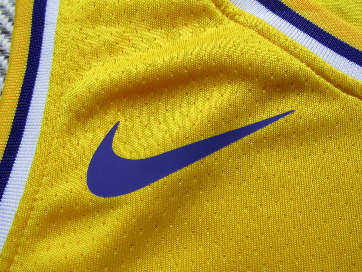 未使用品 SWINGMAN NBA LAKERS コービー・ブライアント BRYANT #8