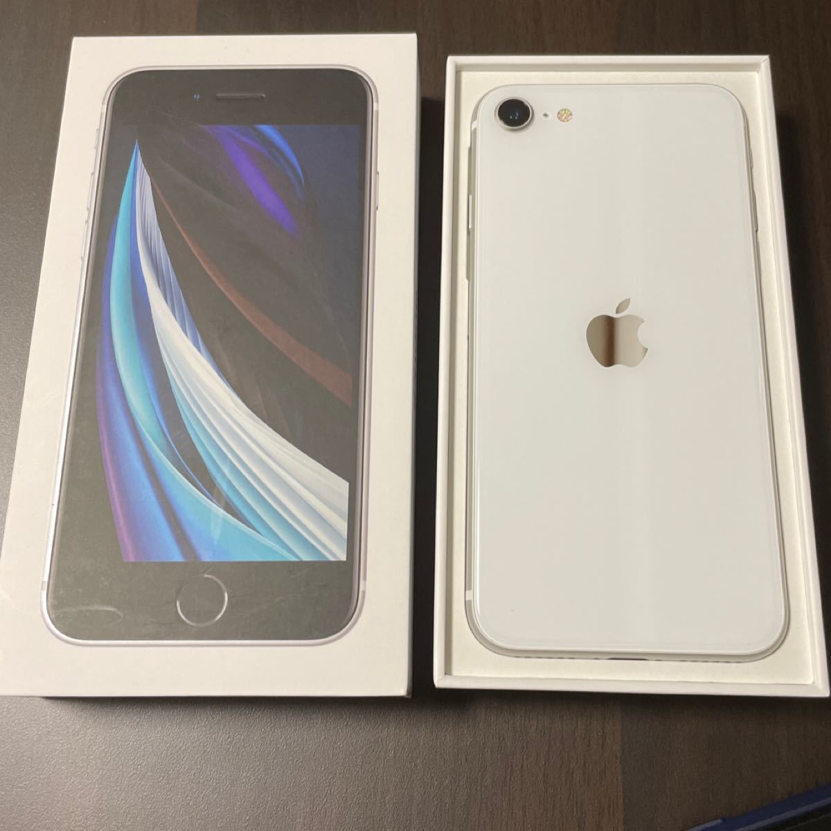iPhone SE 第2世代 64GB RD/シムフリー/バッテリー94%020 | www