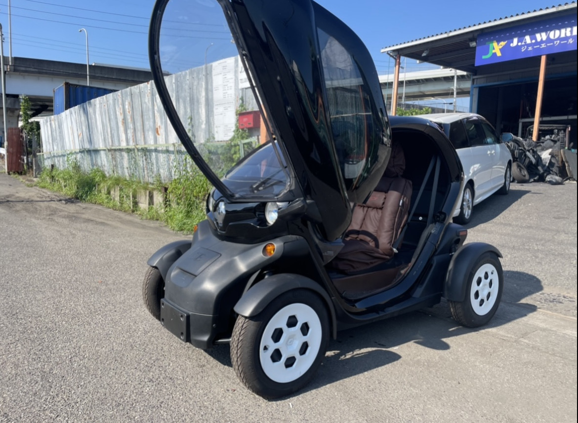 1円スタート!売り切り!RENAULT TWIZY ルノートゥイージー 個人 マイクロカー ミニカー登録 電気自動車 ( 731 KM) 2