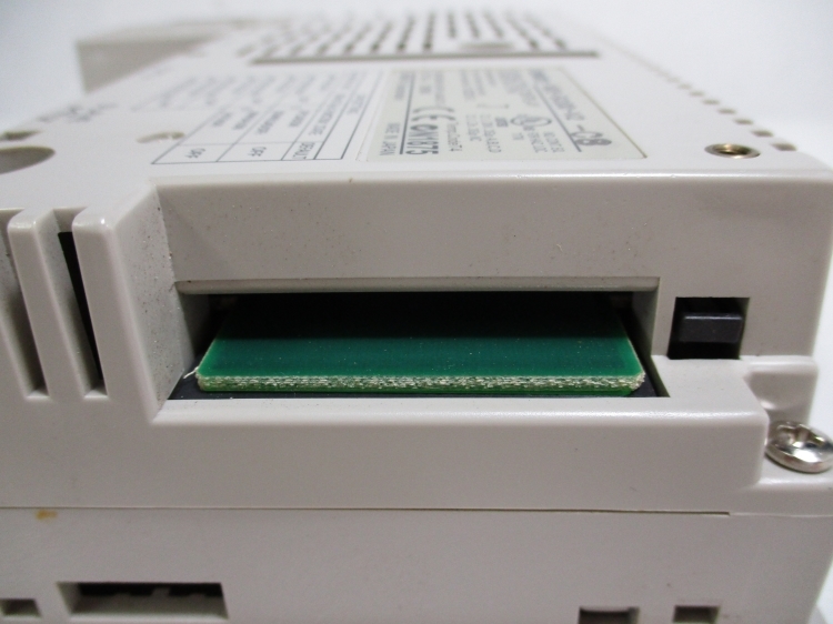 OMRON NS5-SQ00-V2-C8 プログラマブルターミナル OMRON NS5-SQ00-V2-C8 プログラマブルターミナル