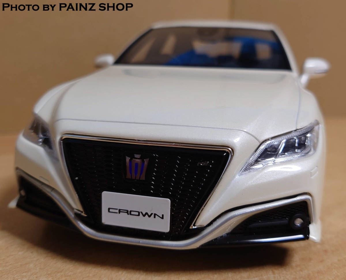 1/18トヨタ クラウン Crown 3.5RS Advance ホワイト SAMURAIシリーズ