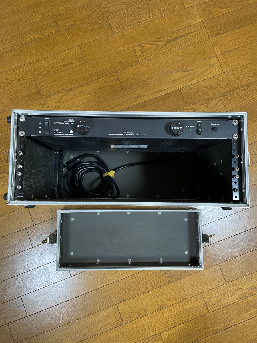 ETA PD8L power distribution ラック式電源ディストリビューター＋4Uラック。