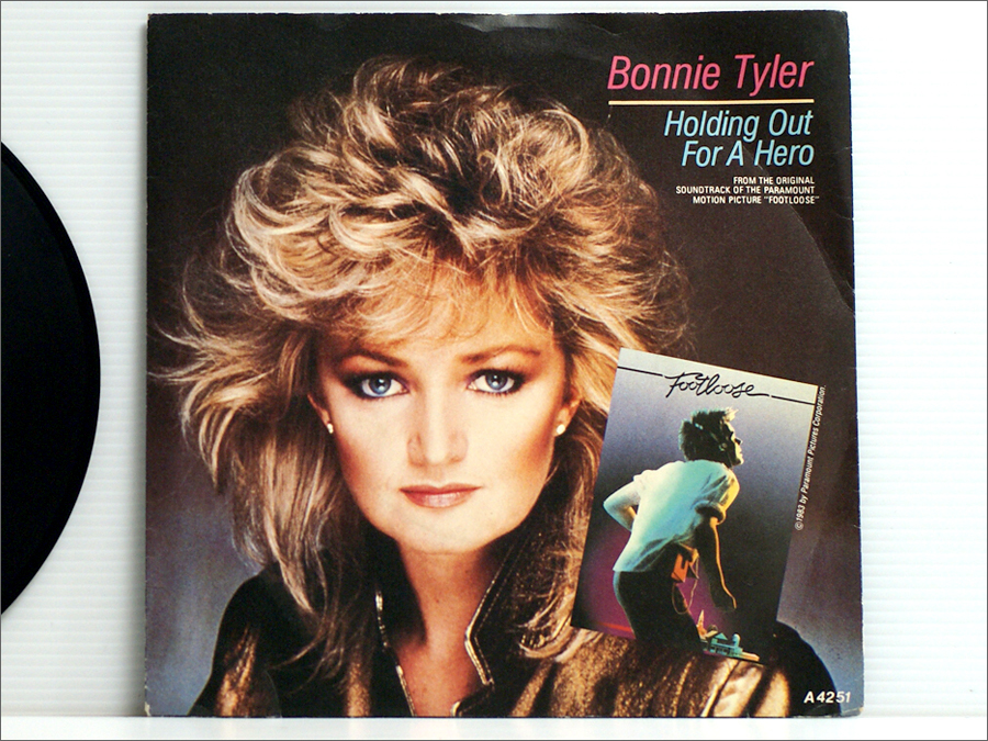 UK盤・7インチ・シングルレコード● Bonnie Tyler ボニー・タイラー / Holding Out For A Hero ( 関連:映画 フットルース Footloose )_UK盤7インチシングル/映画フットルースより