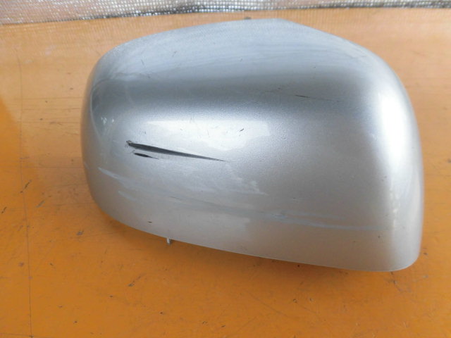  Renault? Nissan? door mirror cover 12673070 30044156 right silver R261