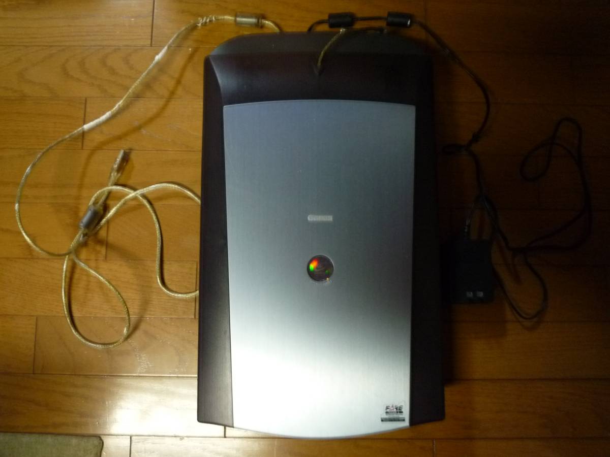 Canon image scanner ( used )Canoscan 8000F