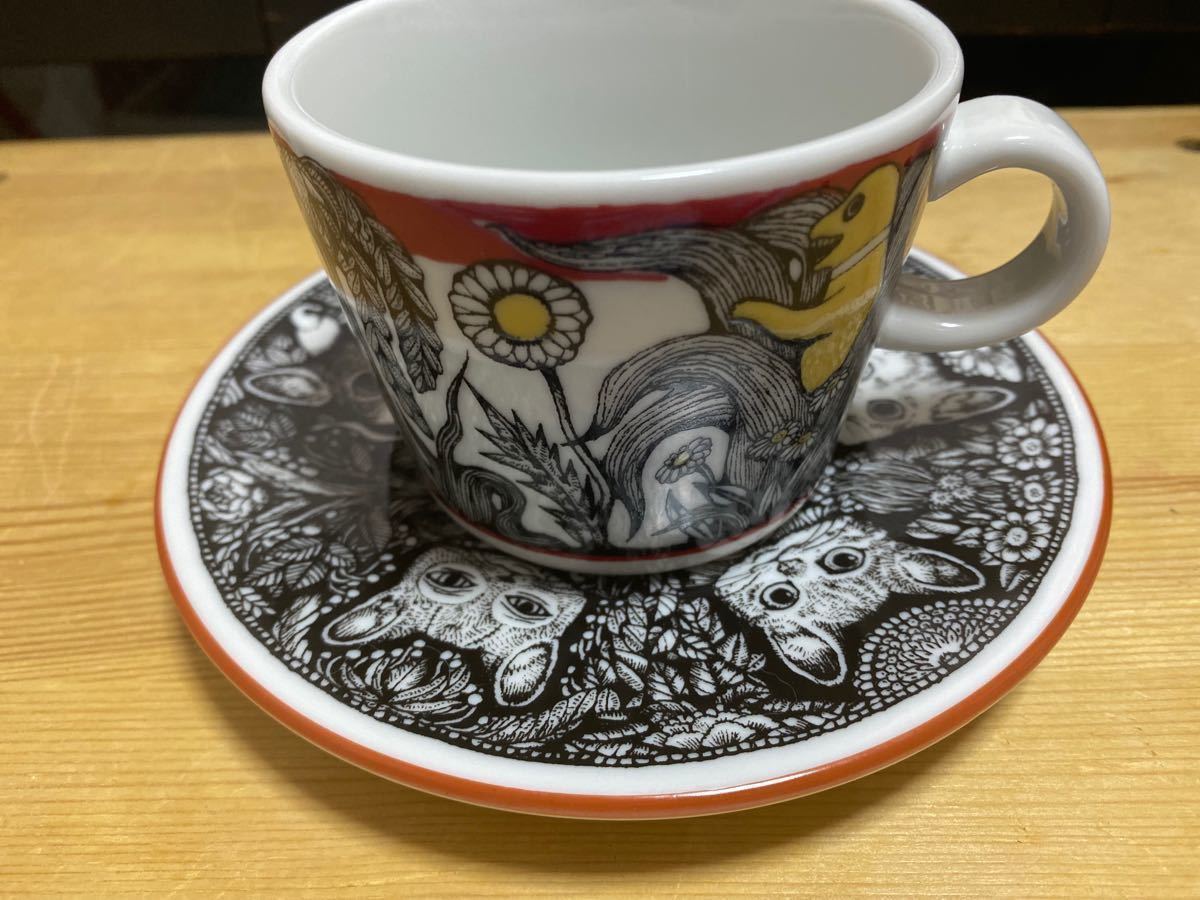新品未使用】希少完売品 ヒグチユウコ 猫柄 カップソーサー 絵皿 小物