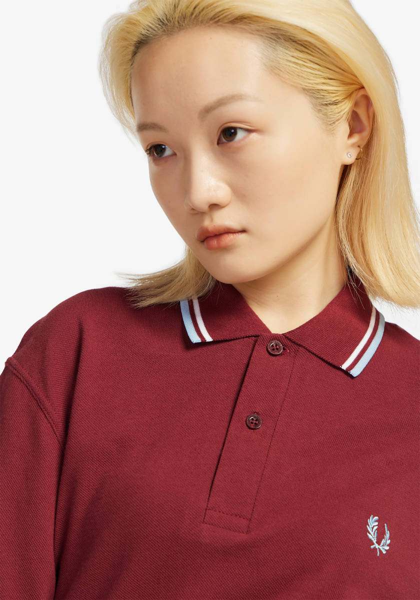 ∀ 未使用品 FRED PERRY The Fred Perry Shirt M12 ポロシャツ 赤系