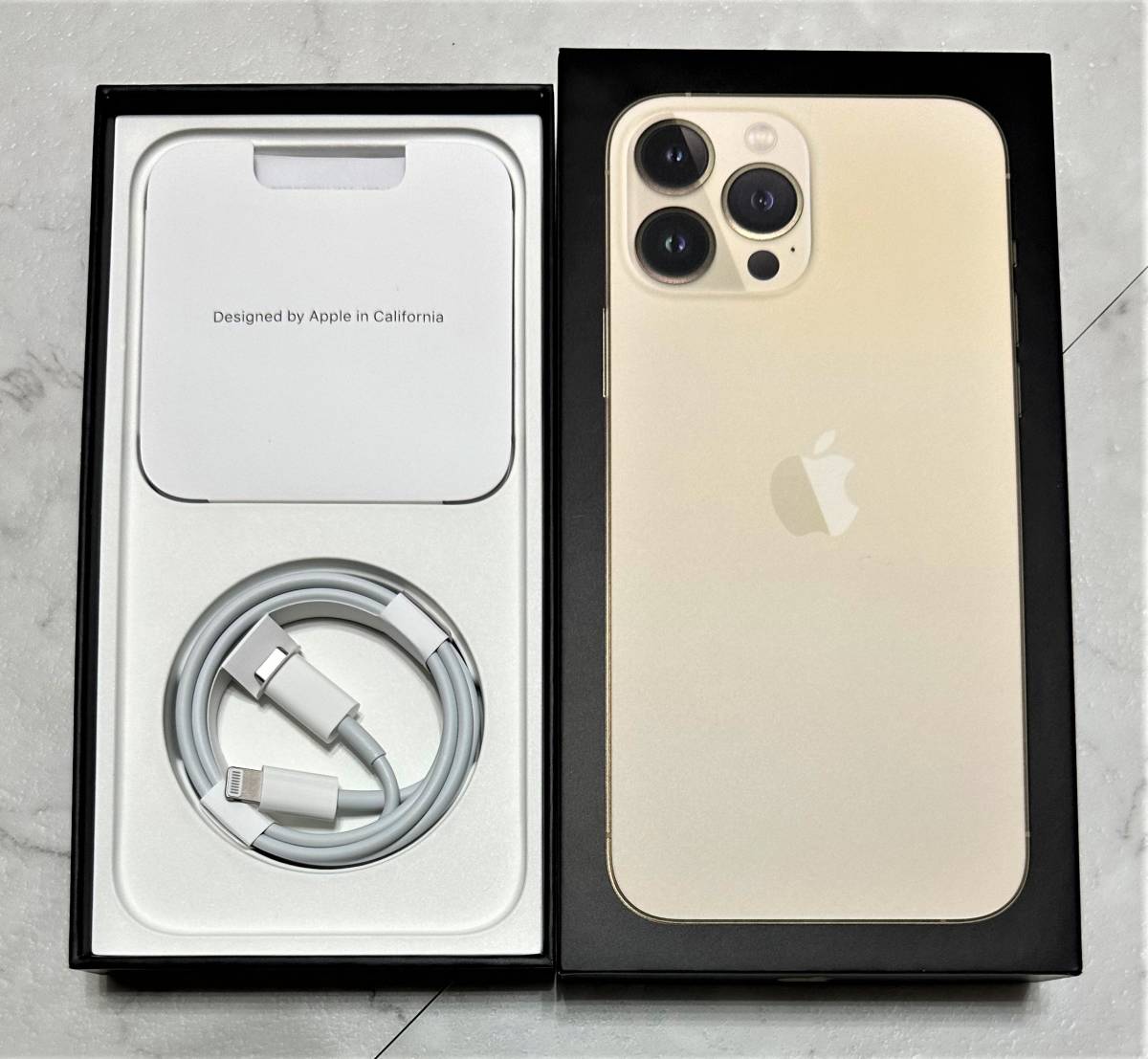 iPhone 13 Pro MAX 128GB ゴールド バッテリー100% SIMフリー Apple Store 購入 美品 スマホ アイフォーン  アップル