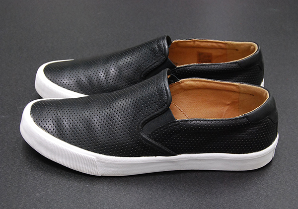 美品 コーチ COACH 「PARKER SLIP ON/パーカースリッポン FG1452」牛革 パンチングレザースリッポン/スニーカー 黒 10D/27cm_画像4