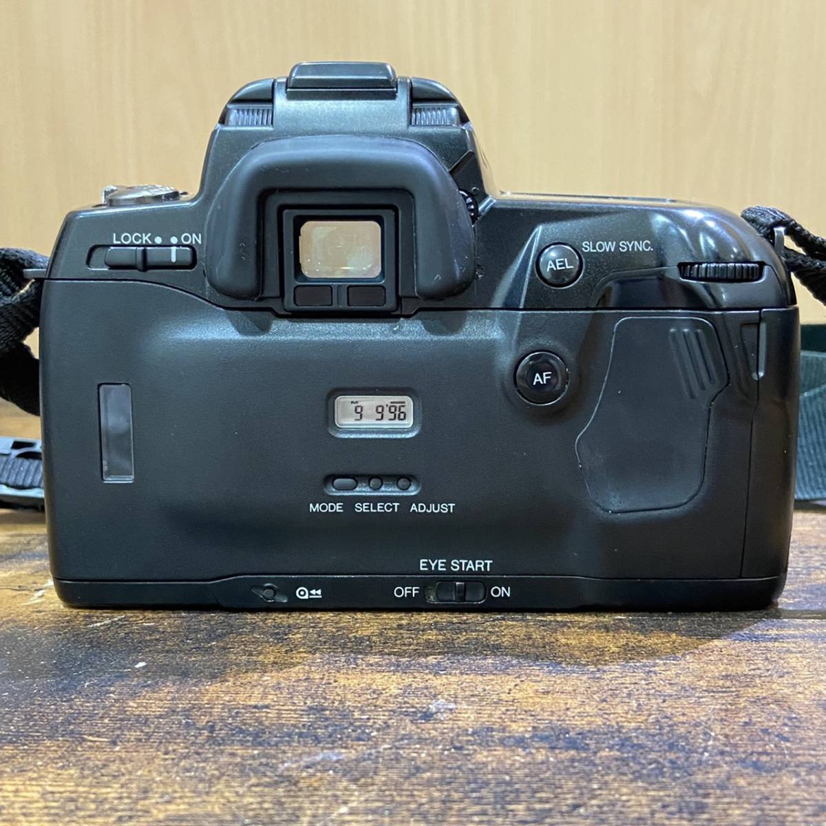 MINOLTA ミノルタ a 807 si 一眼レフ カメラ ブラック 黒 ボディ MINOLTA ミノルタ a 807 si 一眼レフ カメラ ブラック 黒 ボディ