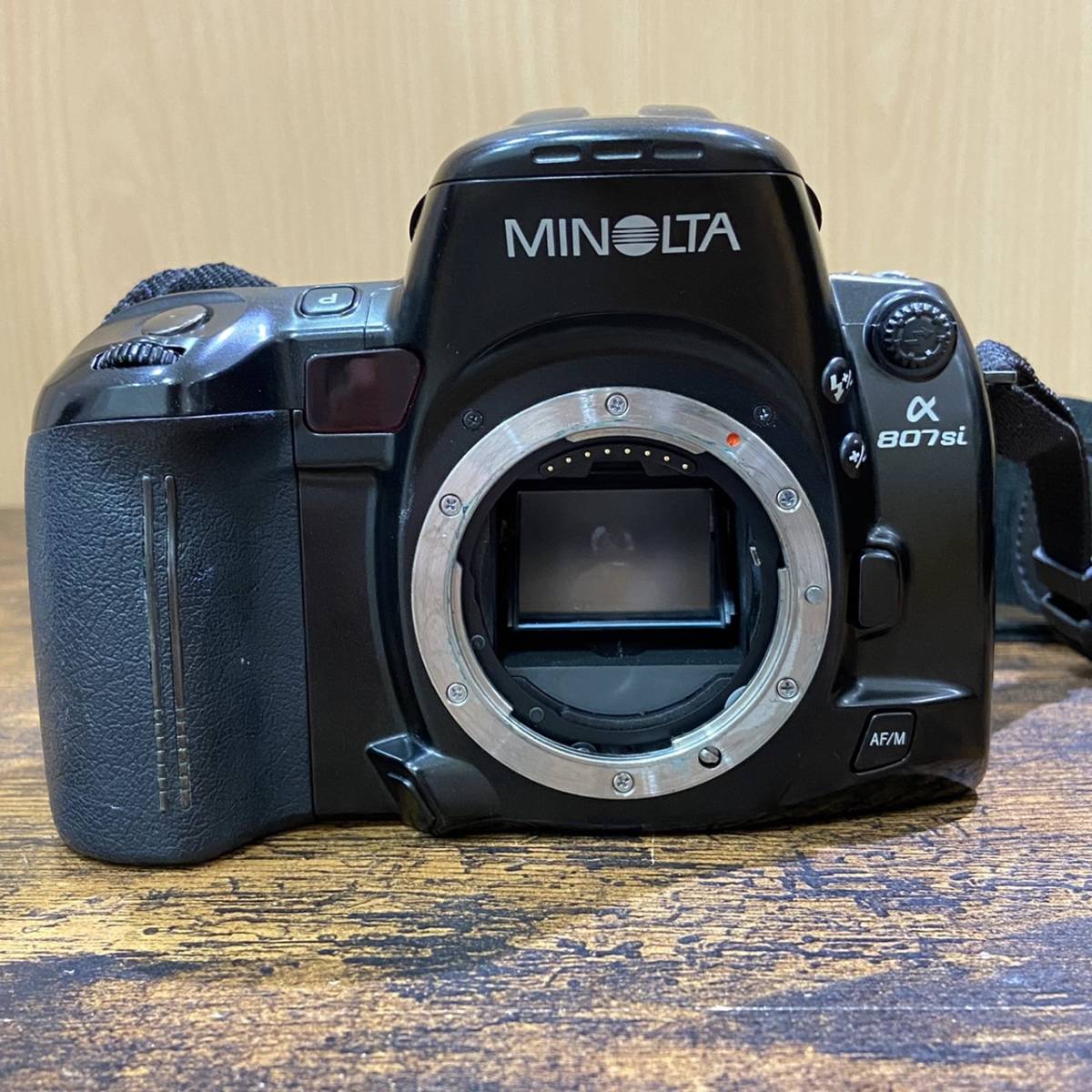 MINOLTA ミノルタ a 807 si 一眼レフ カメラ ブラック 黒 ボディ MINOLTA ミノルタ a 807 si 一眼レフ カメラ ブラック 黒 ボディ