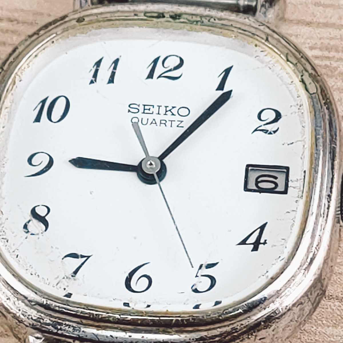 SEIKO セイコー 腕時計 クウォーツ 3422-5000 アナログ 時計 ヴィンテージ 3針 白文字盤 カレンダー アクセサリー アンティーク 昭和レトロ_画像2