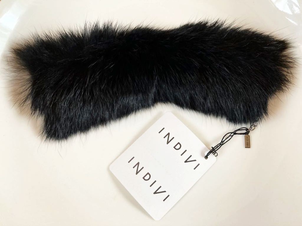 未使用 INDIVI インディビ 上品 ラビットファー ブレスレット 黒 バングル フォーマル アクセサリー rabbit fur bracelet accessory 新品 C_画像6