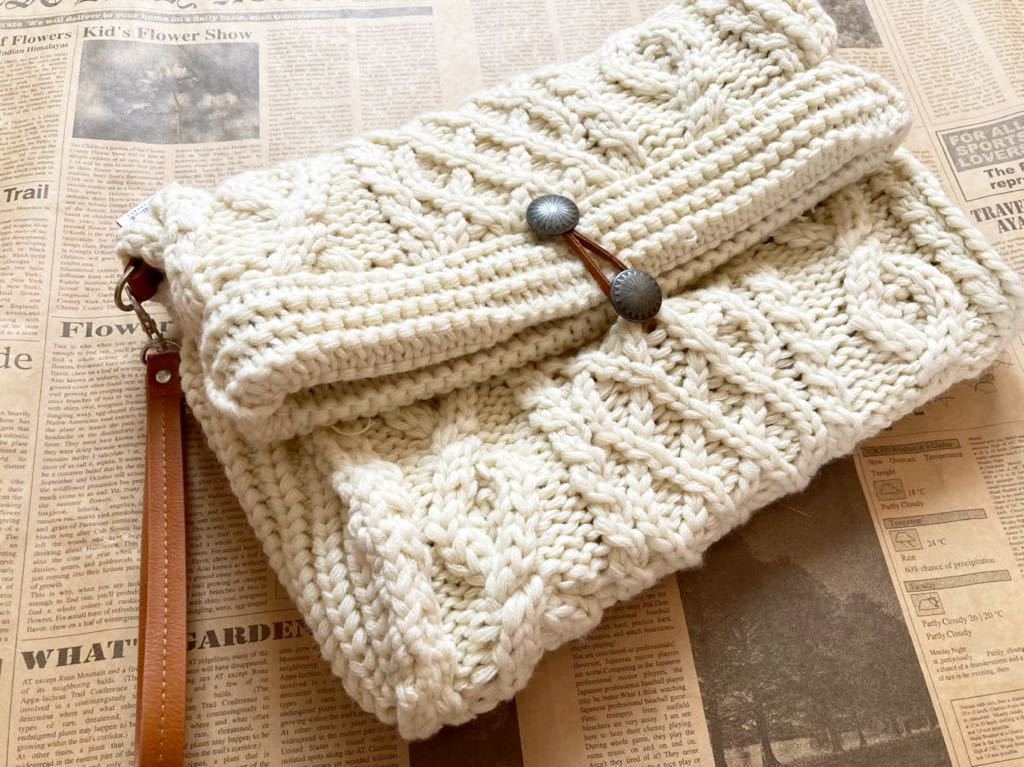  new goods GU knitted clutch bag ivory series cable net . bag handbag folding bag natural adult lovely American Casual unused goods C