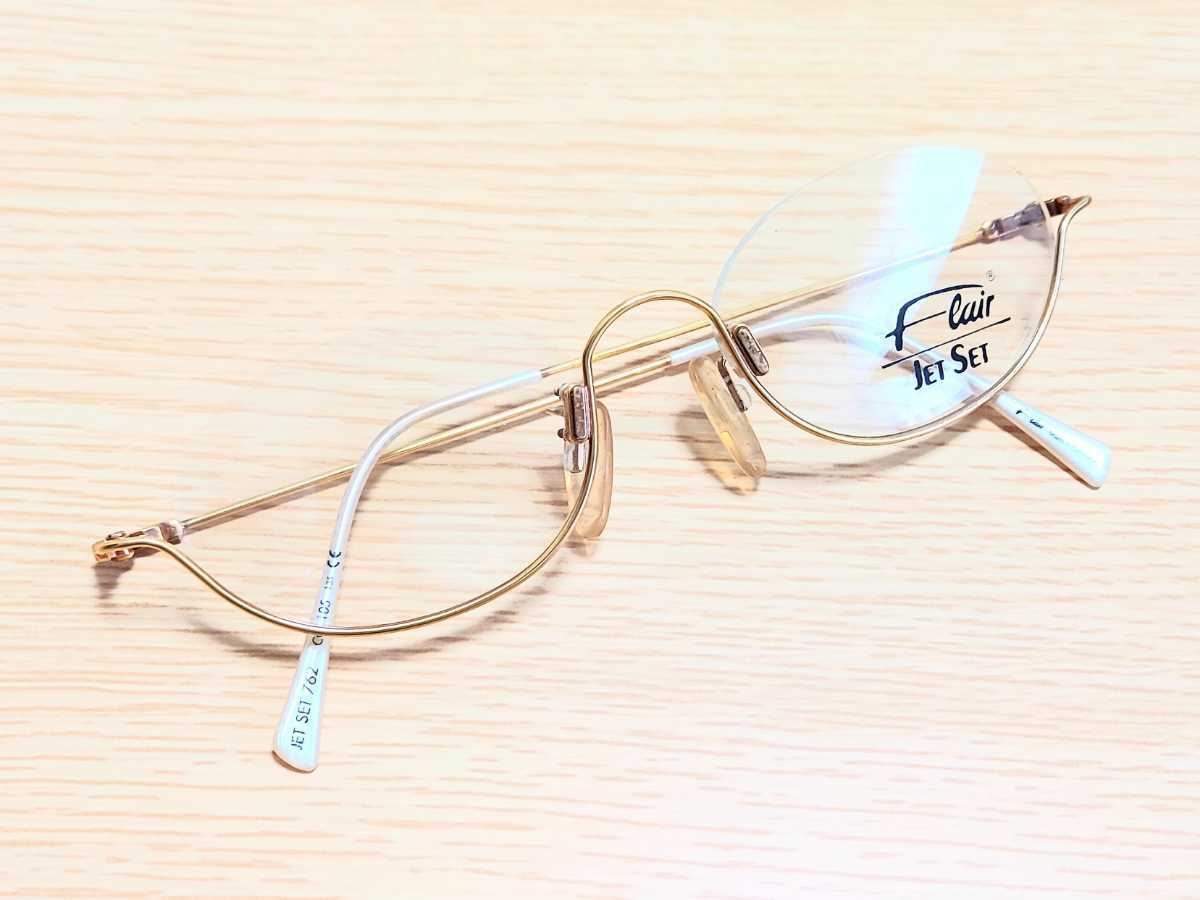 新品　Feair フレアー　ドイツ製　ブランド　メガネ　眼鏡　高級感　オシャレ　上品　アンダーリム　ゴールド　金色　軽い_画像6