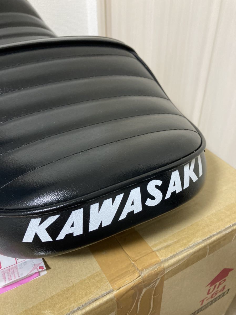 未使用 Z900RS カワグチシート タックロール 変形2段 ゲルザブ 未使用 Z900RS カワグチシート タックロール 変形2段 ゲルザブ