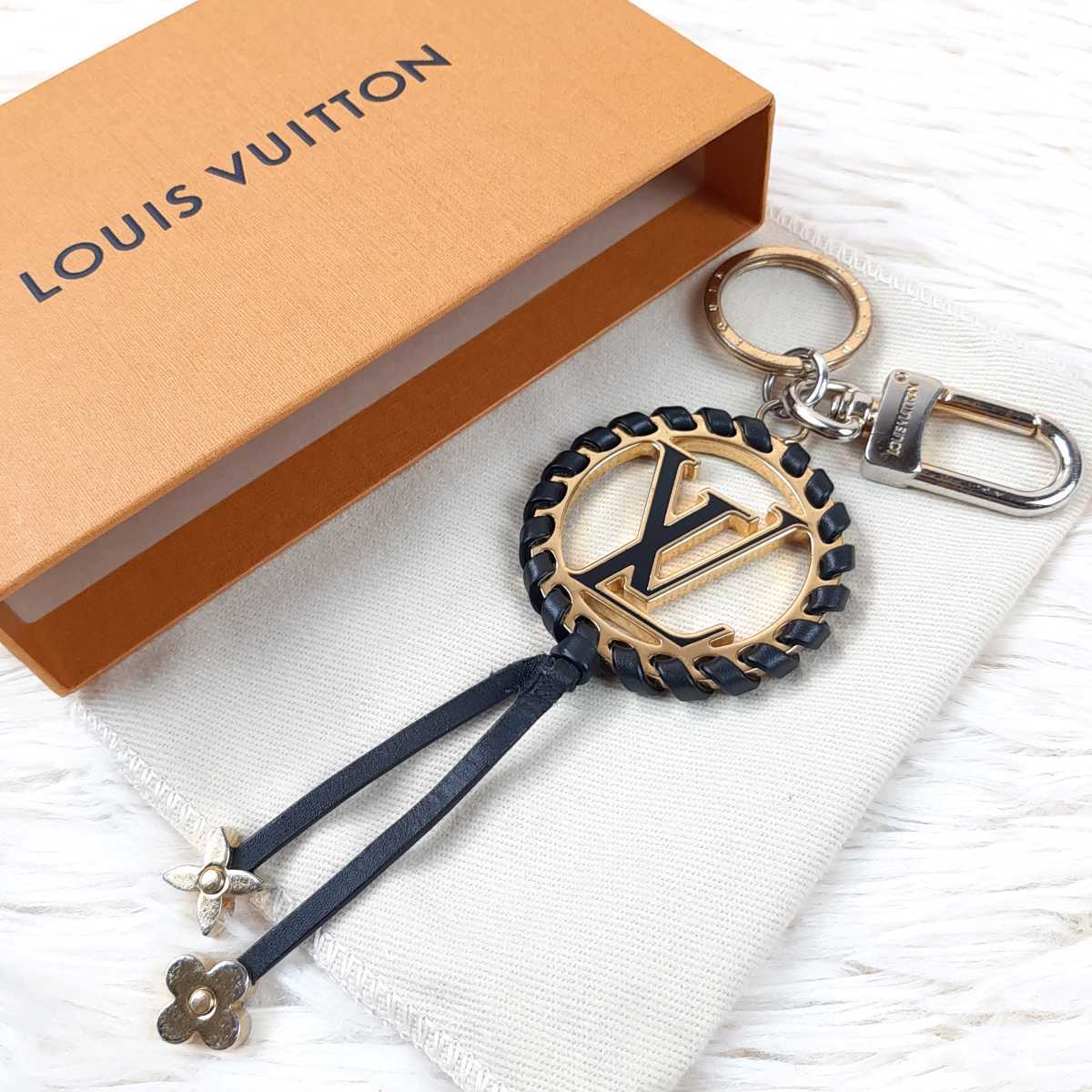 極美品】LOUIS VUITTON ルイヴィトン ポルト クレ ベリー キーホルダー