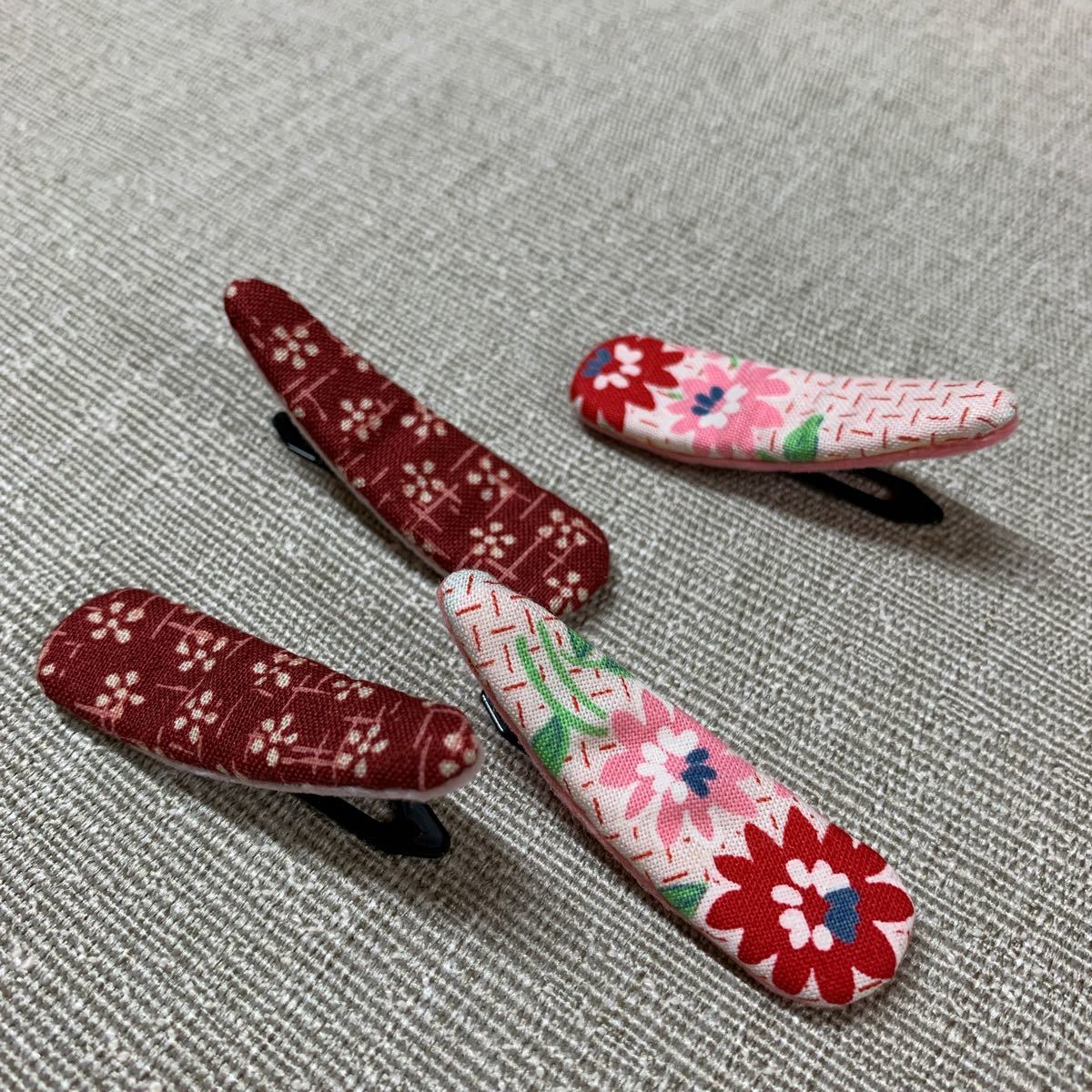 ハンドメイド　クルミパッチンピン　和柄＆花柄　4個セット　ベビー　キッズ