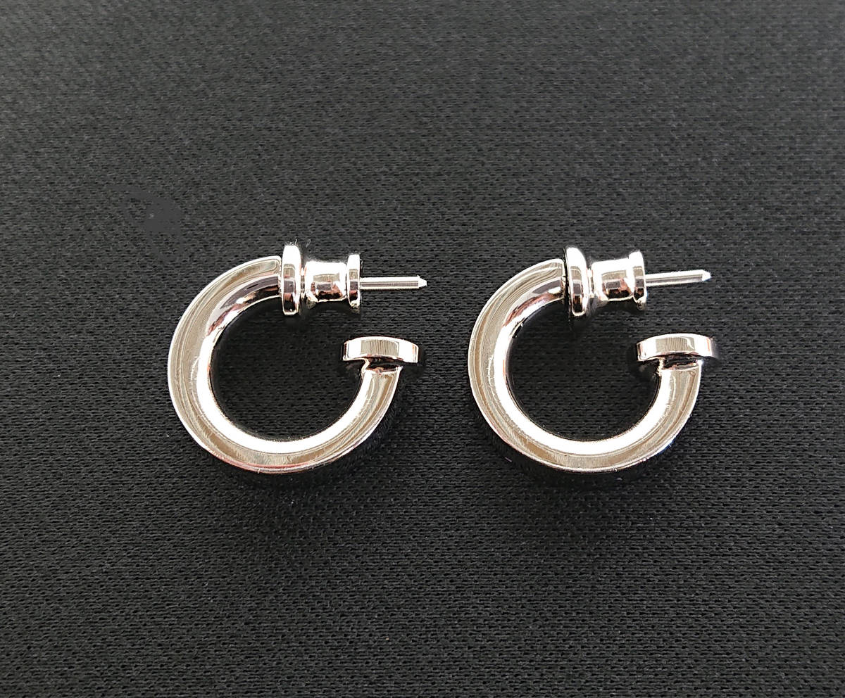 D-634◇ほぼ未使用【エルメス】オーケリー ピアス Z刻印 カデナ