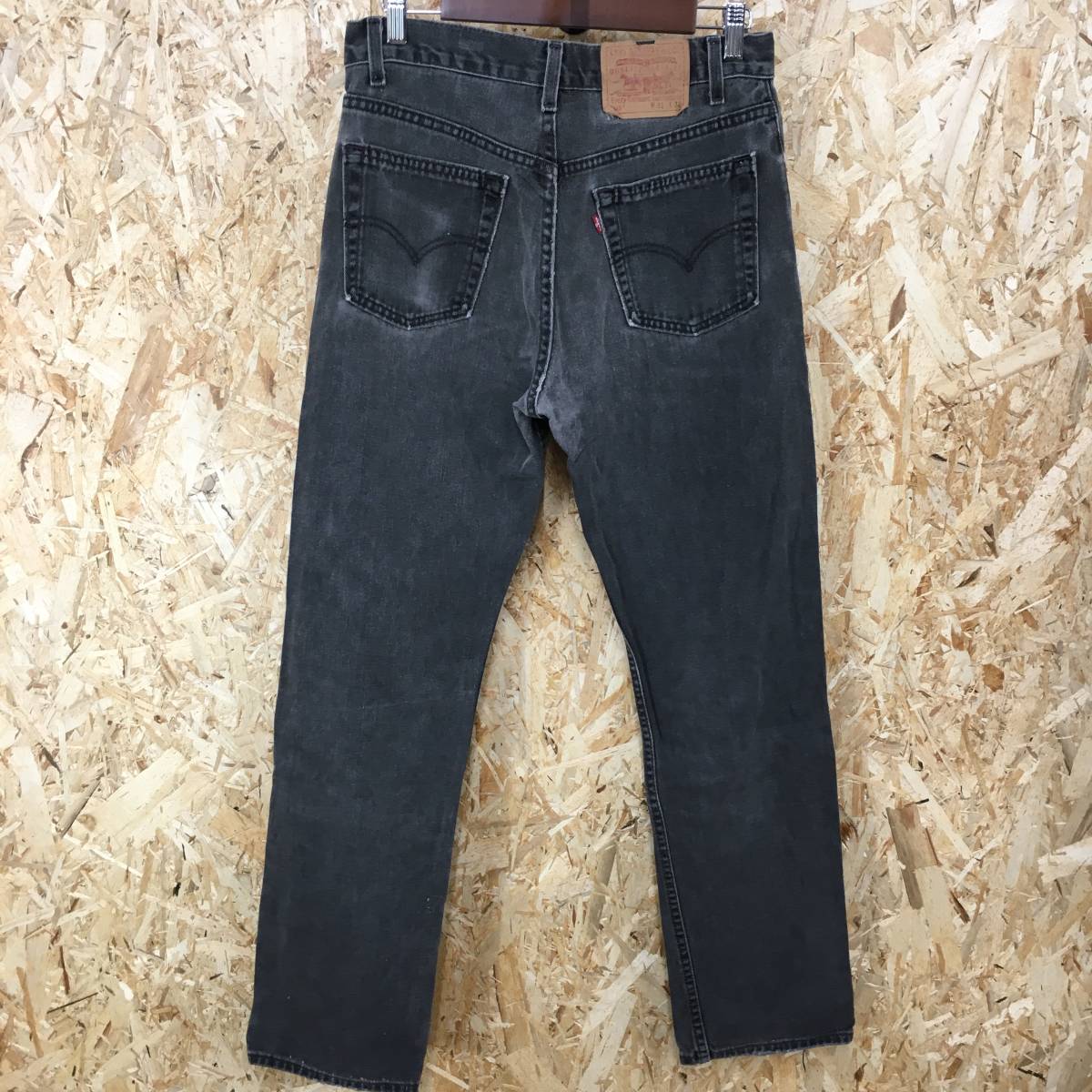 2022公式店舗 レギュラーフィットデニムパンツ 黒 505 HB234【2003