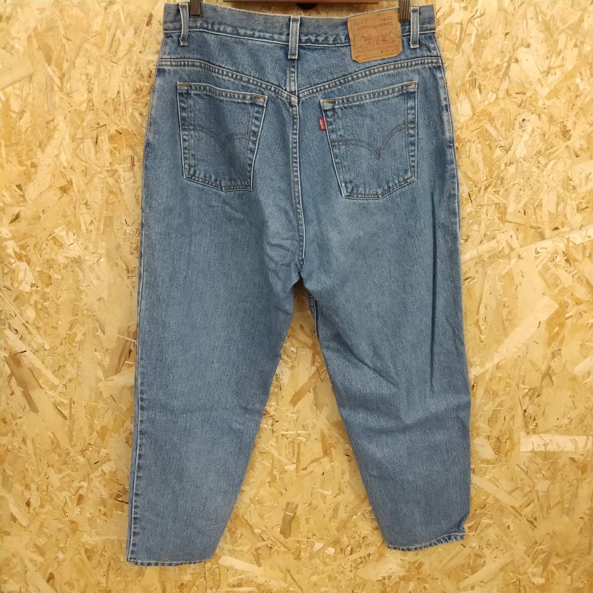 HB558【2003】Levi’ｓ 550 Ｗ34 Ｌ30 トップボタン裏159M ジーンズ デニム 古着 ジッパーフライ【130102000022】_画像4