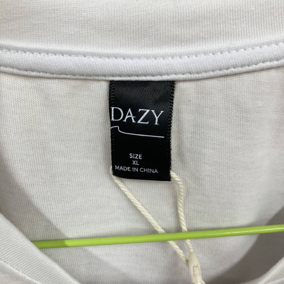 YA250【2003】DAZY レディーストップス Tシャツ サイズXL ホワイト ビックプリント 汚れあり【220203000064】_画像3