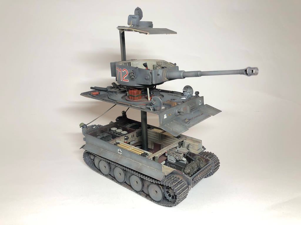 アカデミーモデル 1/35 ドイツ 重戦車 タイガーI型 フルインテリア