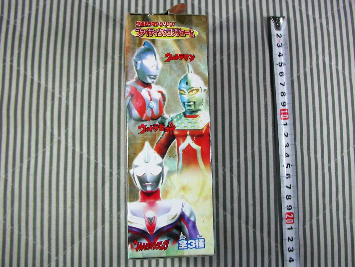 ★☆★ 貴重 カッコイイ！ 各関節が自由に稼働 ウルトラセブン ファインディングコスチューム BANDAI 1996 未使用 ★☆★_画像3