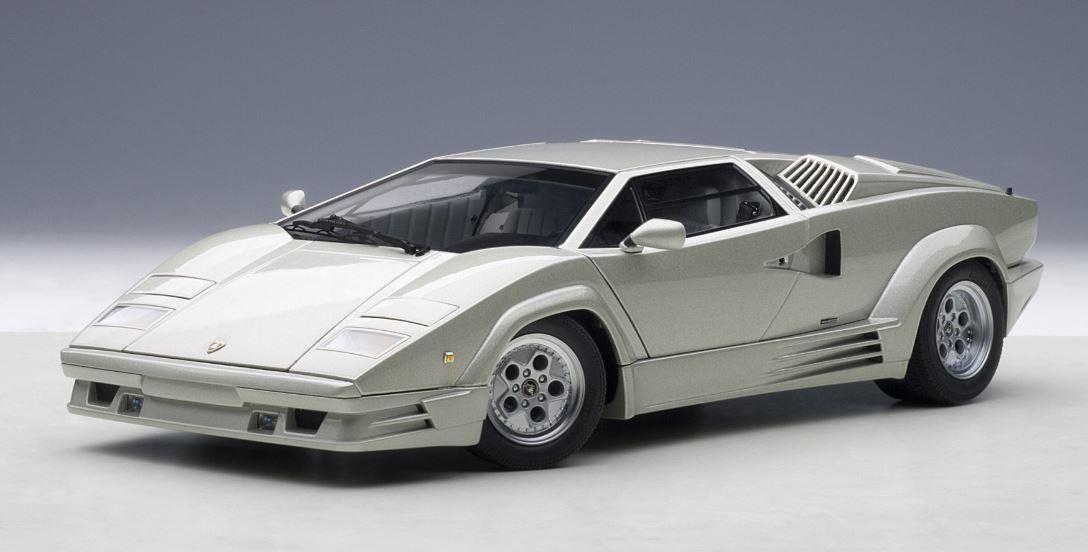 新品未開封】オートアート(AUTOart) 1/18 ランボルギーニカウンタック