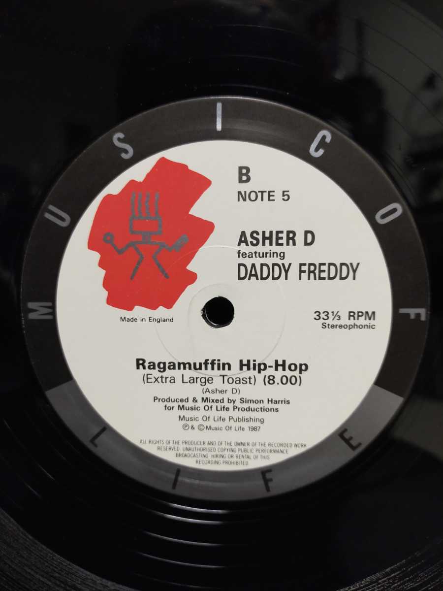 ASHER D featuring DADDY FREDDY - Ragamuffin Hip-Hop【12inch】1987' England盤_画像2