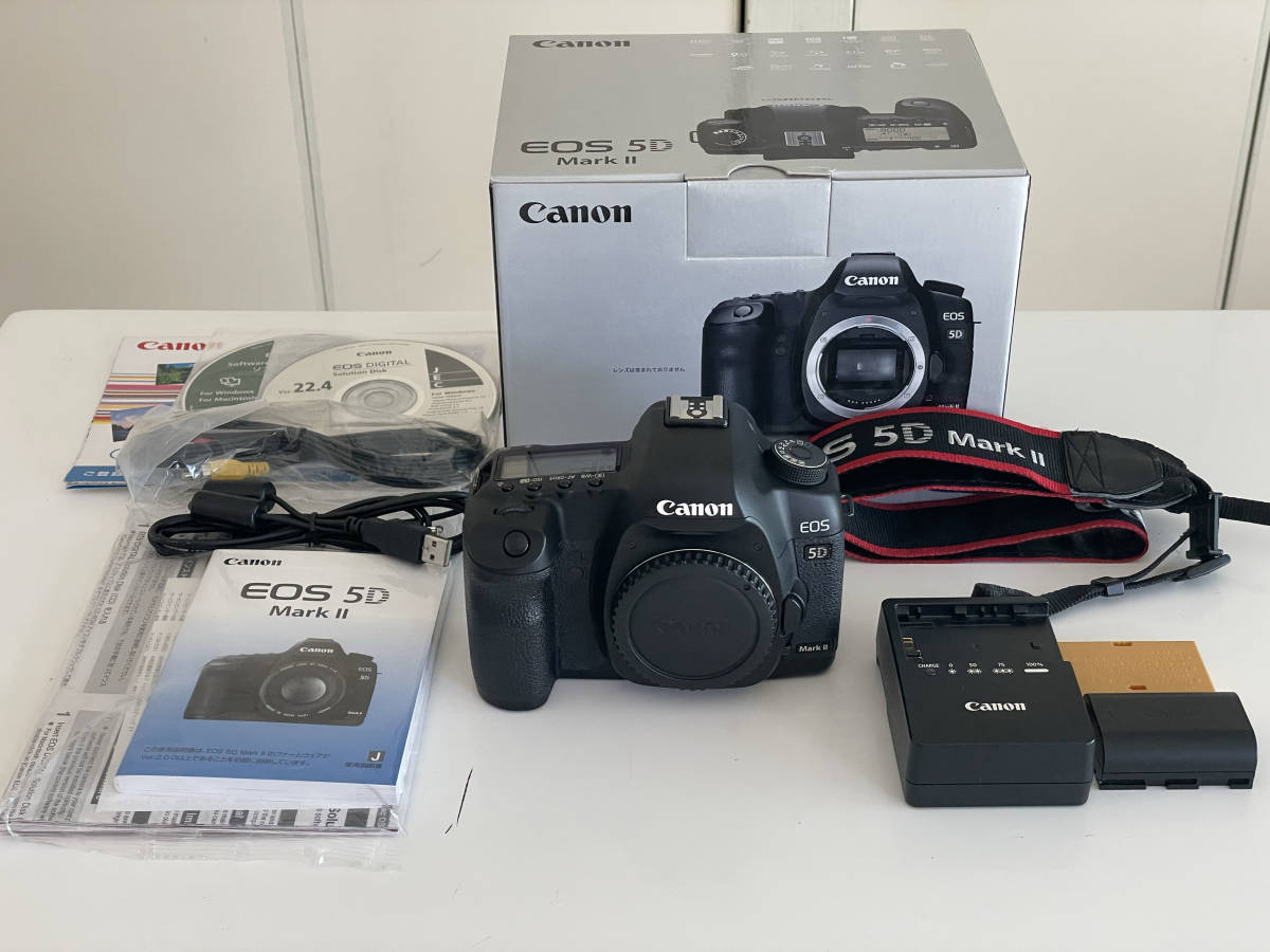 ☆ Canon キャノン EOS 5D Mark II ボディ 付属品あり!! ☆ Canon キャノン EOS 5D Mark II ボディ 付属品あり!!