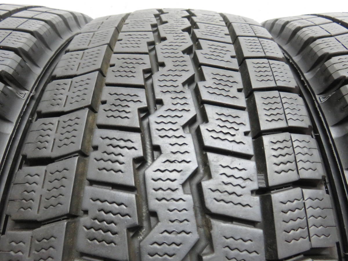 引取大歓迎！185/65R15 101/99L LT　冬4本 2017年製　ダンロップ ウィンターマックス DUNLOP WINTERMAXX LT03　XO2-5_画像3