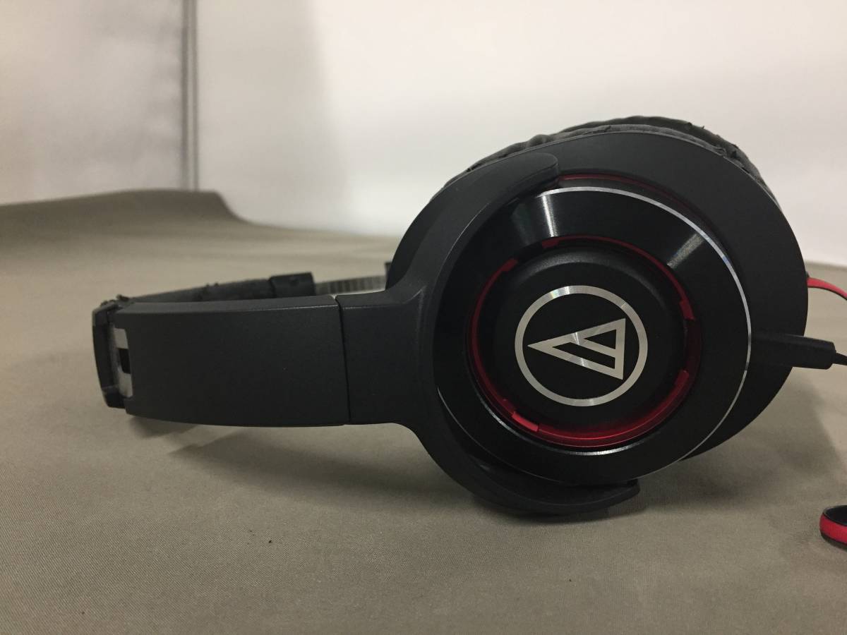 ●audio-technica SOLID BASS ポータブルヘッドホン ATH-WS770 ブラックレッド オーディオテクニカ　【22/0926/50_画像2