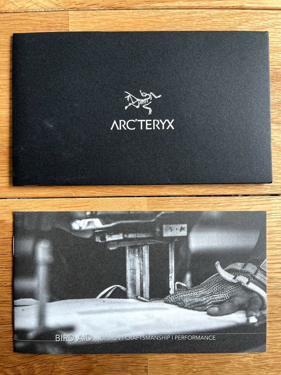 国内正規 新品】ARC'TERYX Beta LT Jacket Men's Black Sapphire 国内正規 新品】ARC'TERYX Beta LT Jacket Men's Black Sapphire