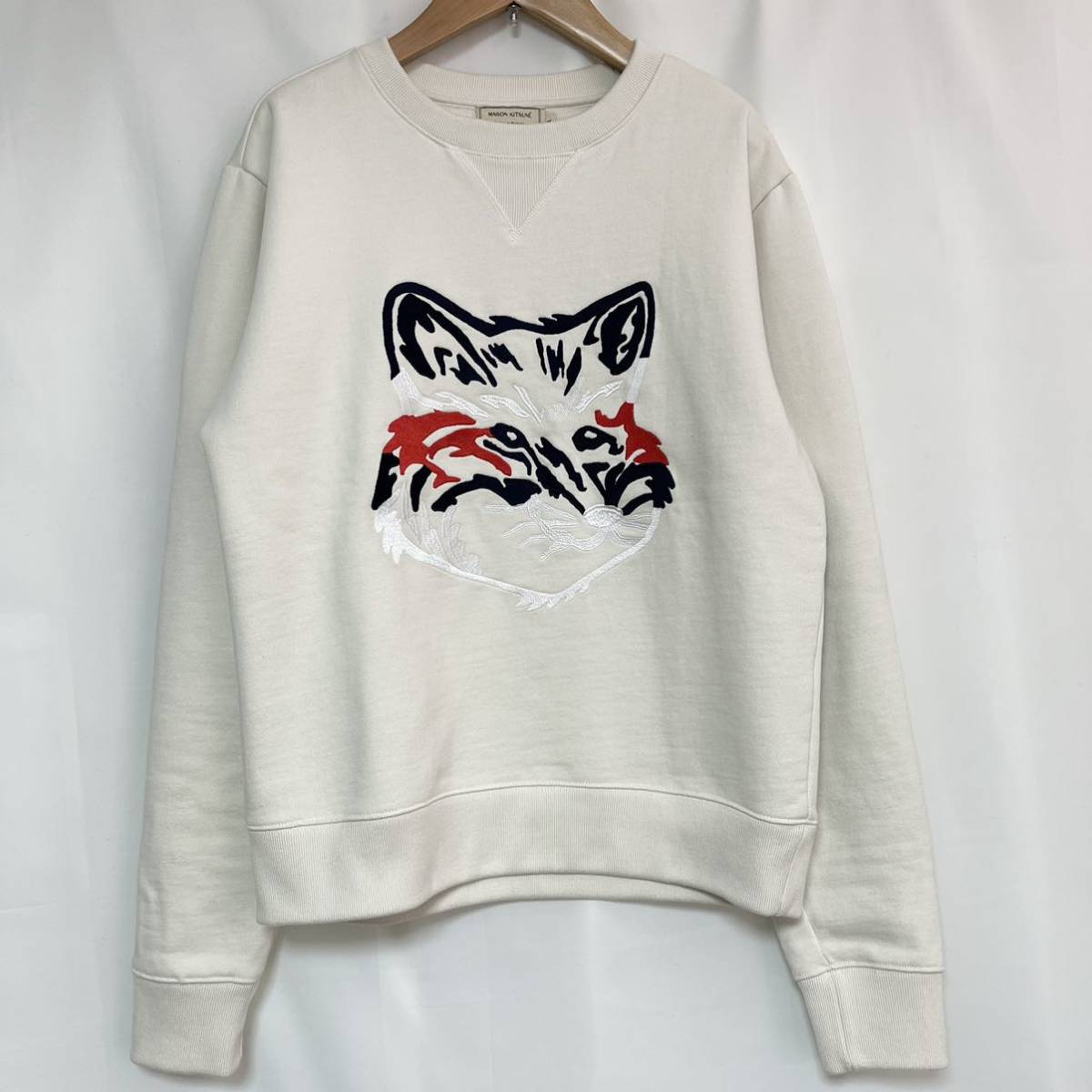 MAISON KITSUNE メゾン キツネ BIG FOX EMBROIDERY ビッグ キツネ 刺繍 トリコロールカラー 人気 2021年モデル  スウェット トレーナー　L