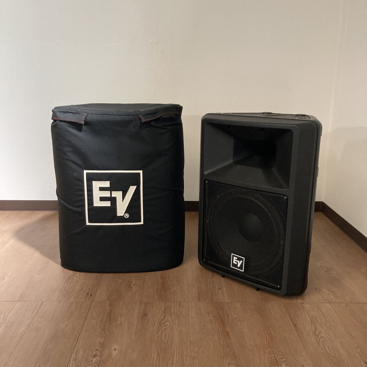 ID1889: Electro Voice EV エレクトロボイス モニター スピーカー