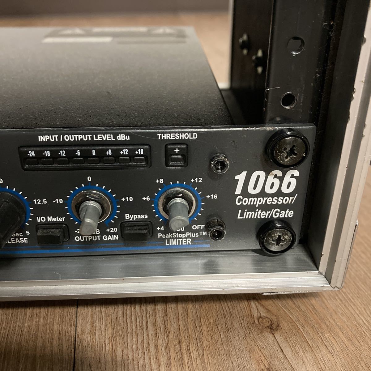 ID1865: dbx 1066 コンプレッサー リミッター 音響機器 compressor ...