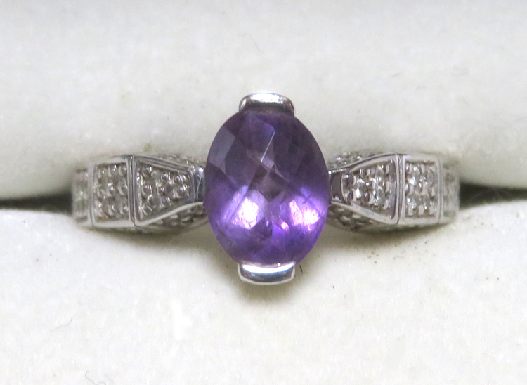 2点セット 箱・鑑定書付き アメジスト 1.46ct K18WG ネックレス+