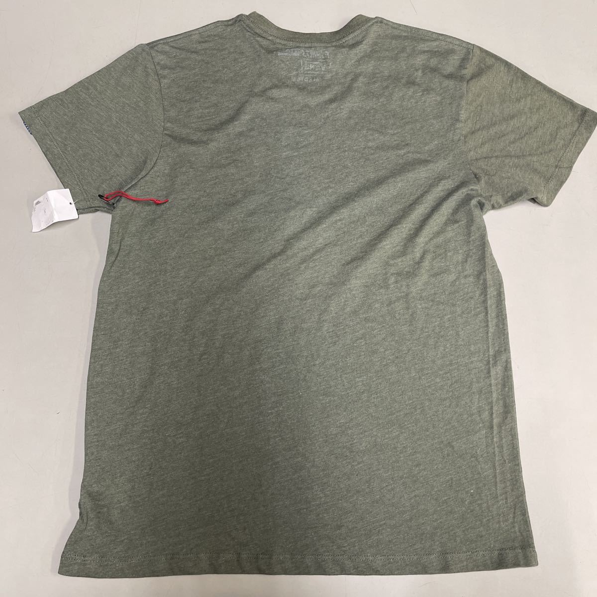 VANS ヴァンズ Tシャツ 未使用 カーキ khaki グリーン バンズ メンズ 半袖 カスタムフィット Mサイズ_画像5