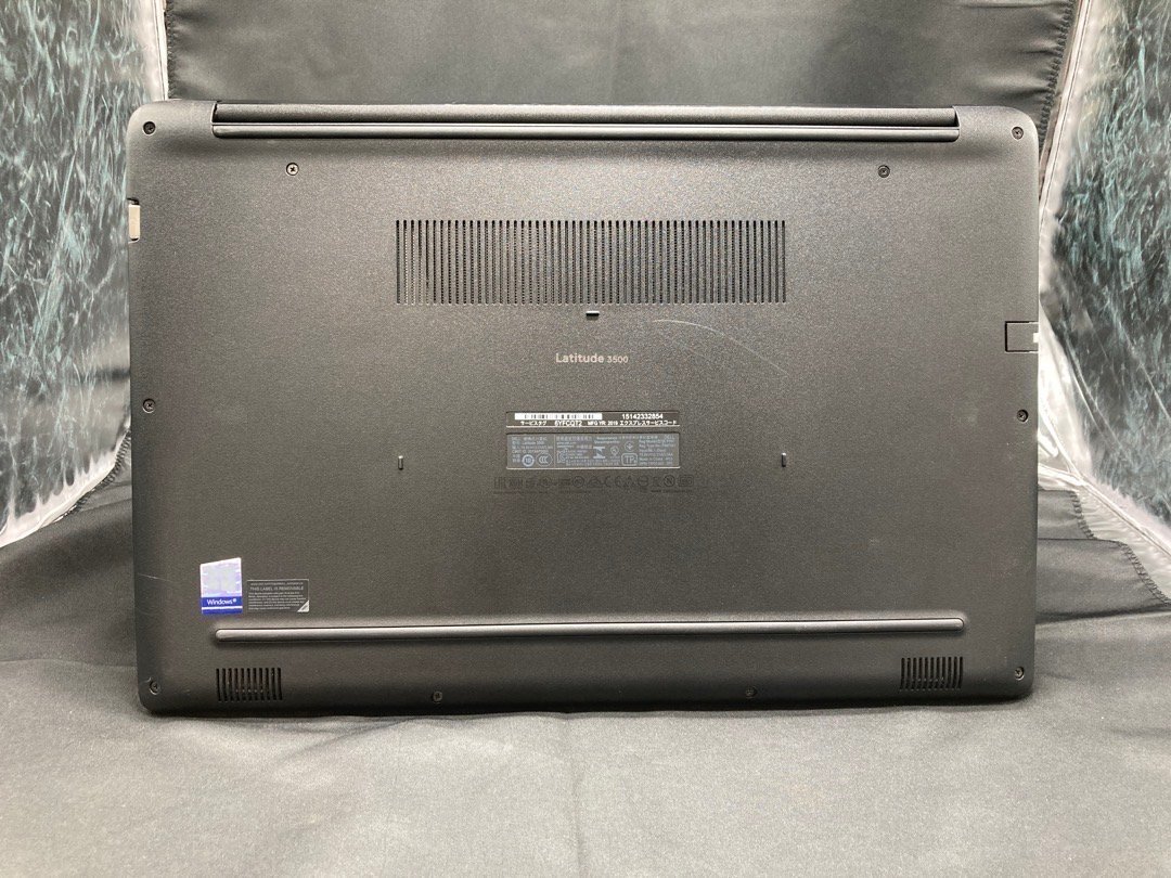 DELL】Latitude 3500 Core i7-8565U メモリ16GB HDD500GB WEBカメラ