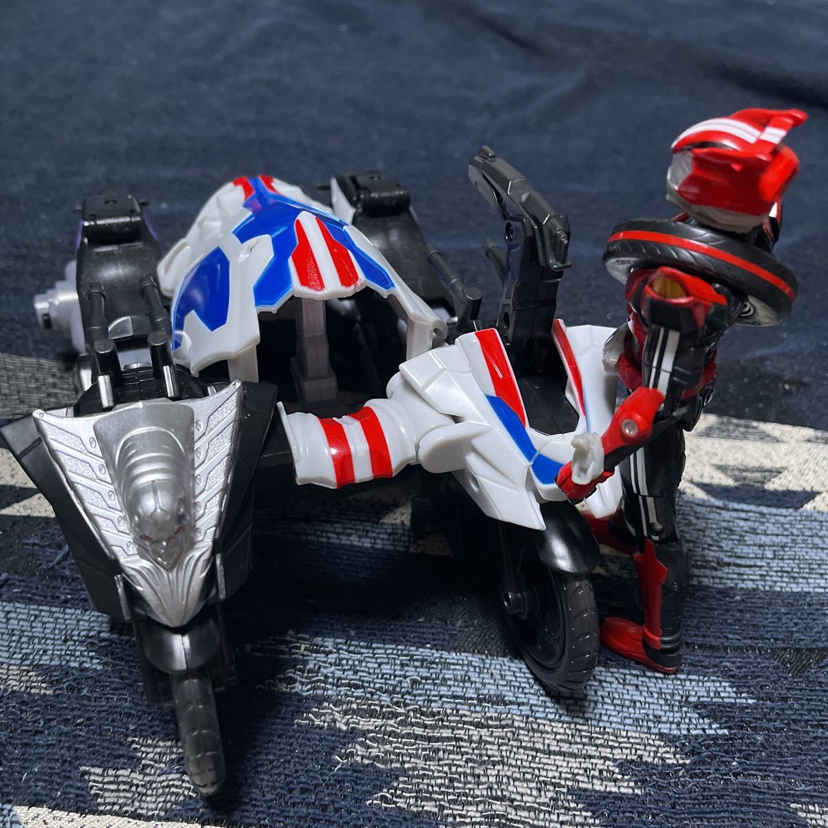  Kamen Rider Drive . body 4 колесо DXlai череп sa-2 шт.. мотоцикл .. body! машина деформация! Drive передвижной фигурка имеется 