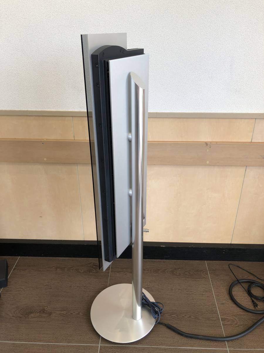 BANG & OLUFSEN バング&オルフセン6枚CDプレーヤースピーカー BANG & OLUFSEN バング&オルフセン6枚CDプレーヤースピーカー