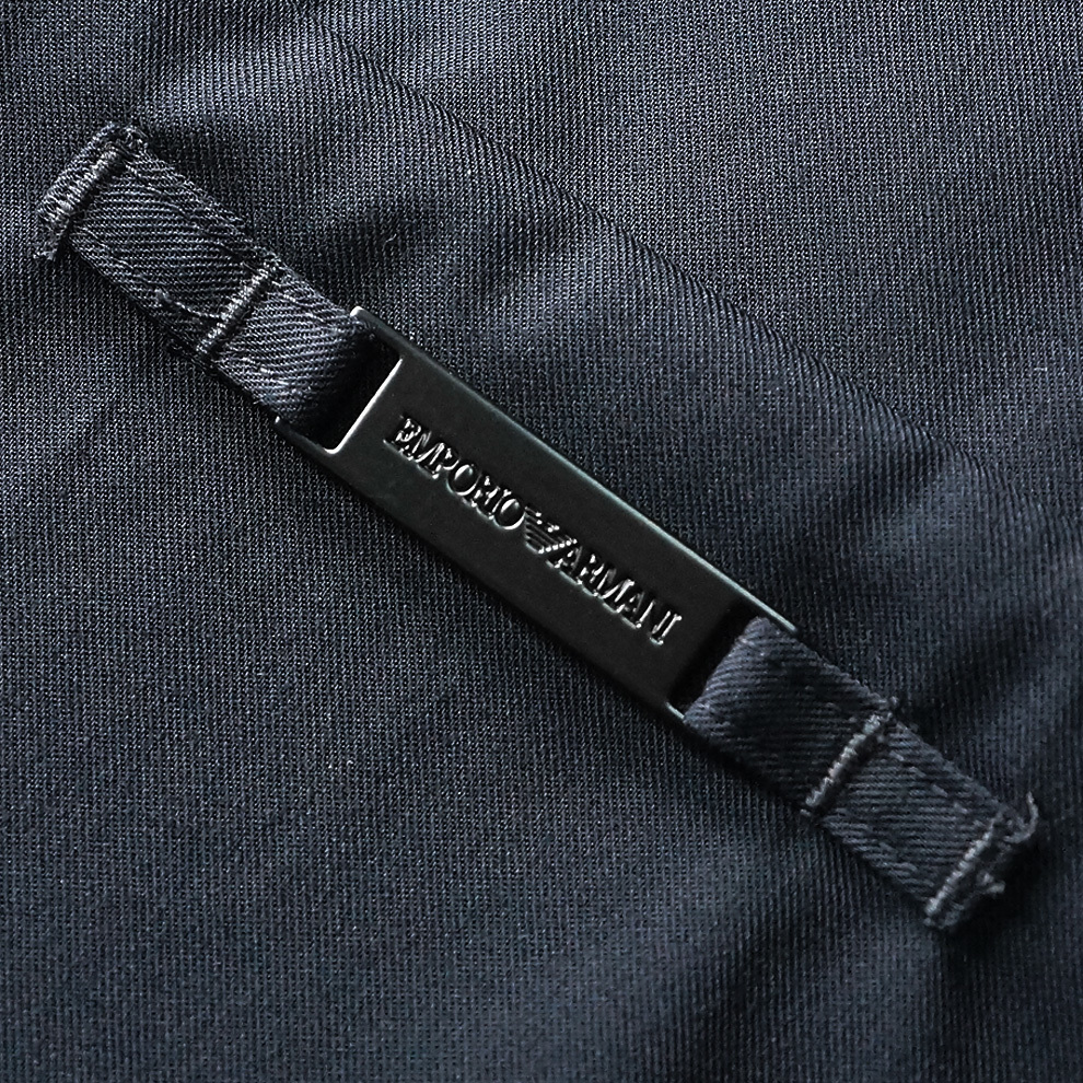 □新品13万【EMPORIO ARMANI】一味違う出し抜き感!M-65ネイビー